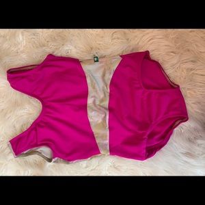 Lucky Leo Size Small